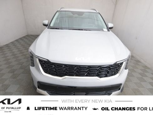 New 2026 Kia Sorento S image 2