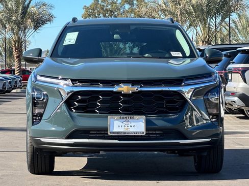 New 2026 Chevrolet Trax LT w/ Driver Confidence Package image 9
