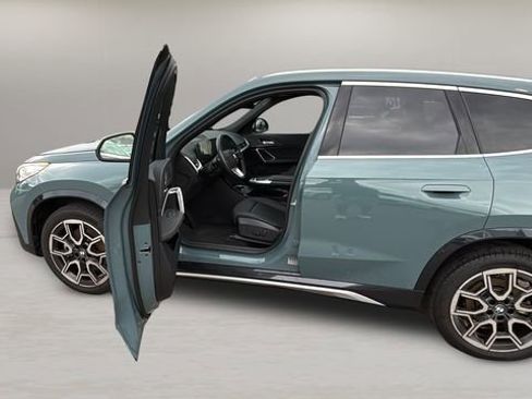 Used 2024 BMW X1 xDrive28i w/ Convenience Package image 12