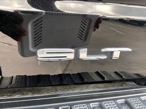 Used 2021 GMC Sierra 1500 SLT image 10