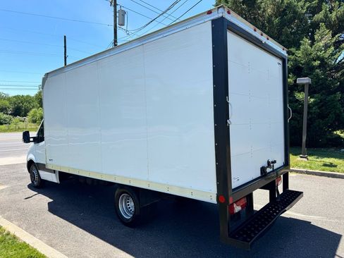 Used 2022 Mercedes-Benz Sprinter 3500 image 11
