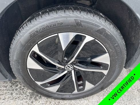 Certified 2022 Volkswagen ID.4 Pro S image 10