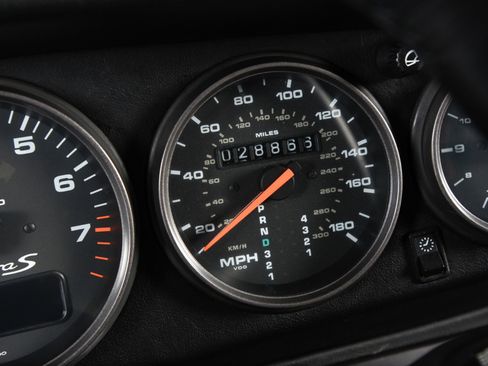 Used 1998 Porsche 911 Carrera S image 23