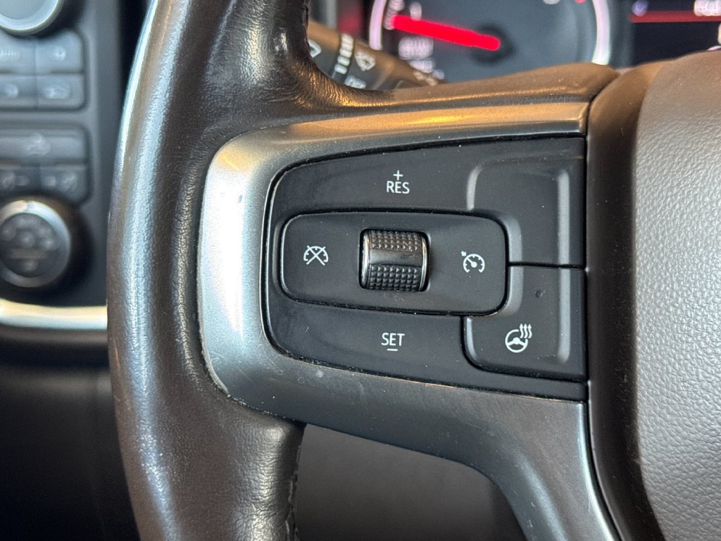 Used 2020 Chevrolet Silverado 1500 LT w/ Convenience Package AWD/4WD image 28