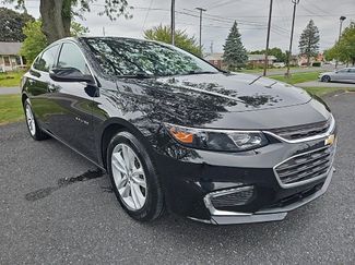 Used 2018 Chevrolet Malibu LT w/ Driver Confidence Package image 1