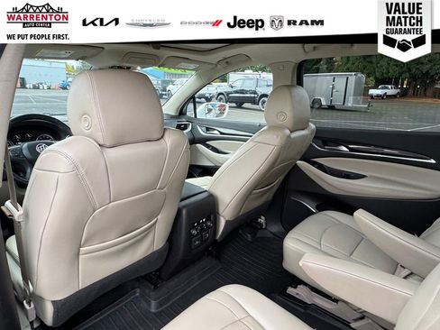 Used 2018 Buick Enclave Premium w/ Trailering Package image 34