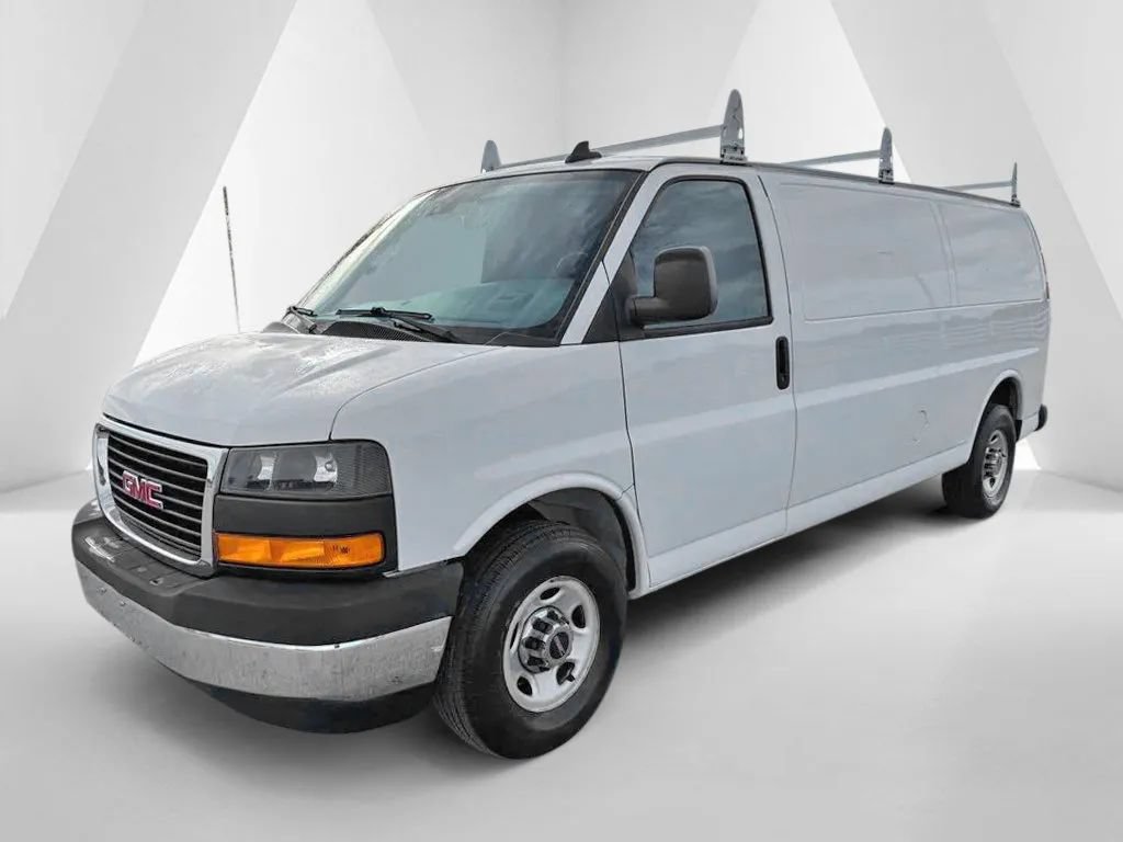 Used 2020 GMC Savana 3500 Extended w/ Driver Convenience Package RWD image 3