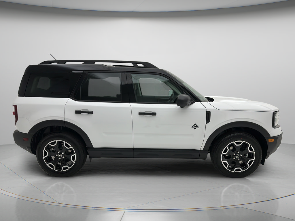 New 2026 Ford Bronco Sport Outer Banks w/ Outer Banks Tech Package+ AWD/4WD image 2