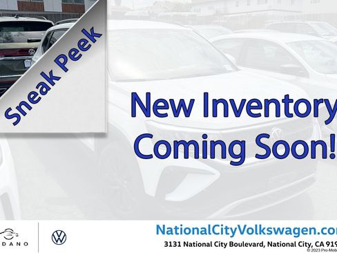 Used 2024 Volkswagen Taos S FWD image 1