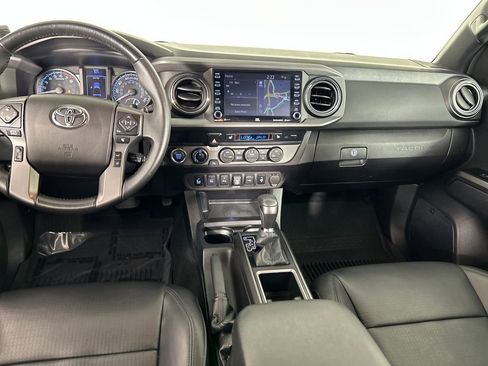 Used 2021 Toyota Tacoma TRD Sport w/ TRD Premium Sport Package image 20