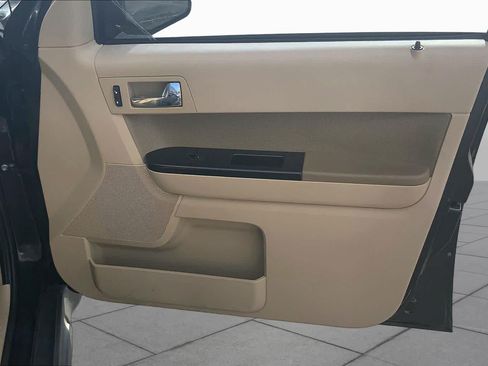 Used 2012 Ford Escape Limited FWD image 22