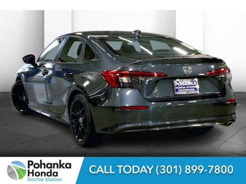 Used 2024 Honda Civic Sport image 10