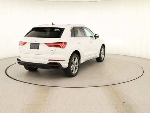 Certified 2023 Audi Q3 2.0T Premium w/ Convenience Package AWD/4WD image 6
