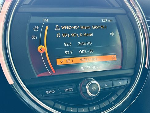 Used 2020 MINI Cooper 4-Door Hardtop w/ Storage Package image 14