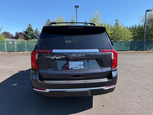 Used 2025 GMC Yukon Elevation AWD/4WD image 6