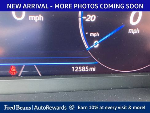 Used 2024 Volkswagen Jetta GLI 40th Anniversary Edition FWD image 13