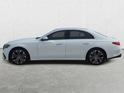 Used 2024 Mercedes-Benz E 350 4MATIC Sedan image 8