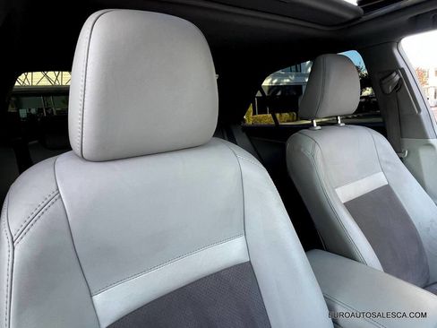 Used 2012 Toyota Camry XLE image 23