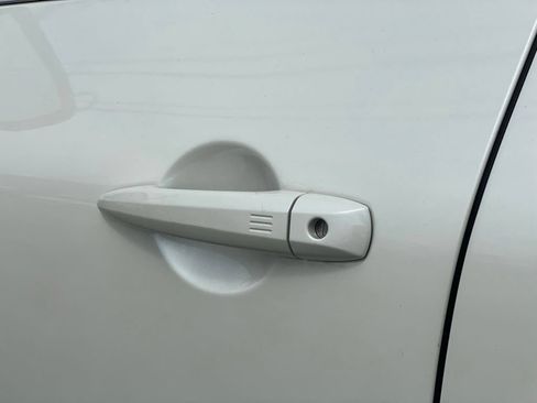 Certified 2024 Nissan Pathfinder SL AWD/4WD image 30