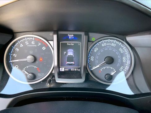 Used 2021 Toyota Tacoma TRD Sport w/ TRD Premium Sport Package image 24