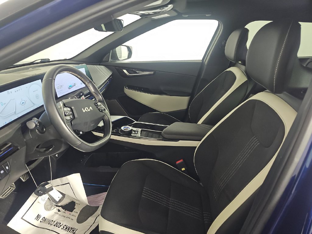 Used 2023 Kia EV6 GT-Line w/ GT-Line Suede Seat Package RWD image 9