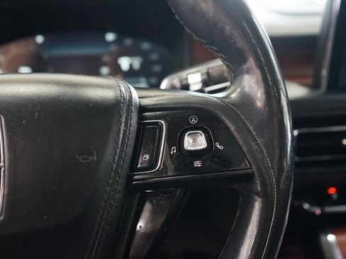 Used 2021 Lincoln Aviator Reserve AWD/4WD image 34