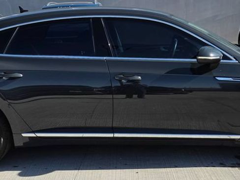 Used 2021 Volkswagen Arteon SE FWD image 5