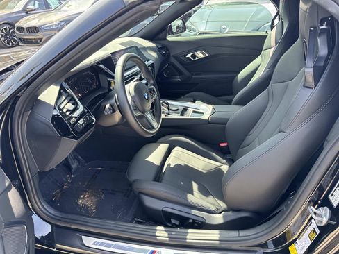 Certified 2024 BMW Z4 sDrive30i w/ Shadowloine Package RWD image 12
