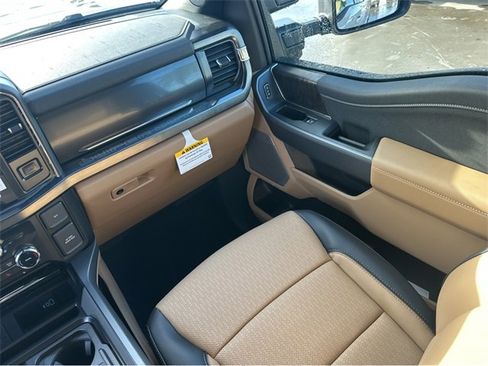 New 2026 Ford F250 Lariat w/ Lariat Ultimate Package image 14