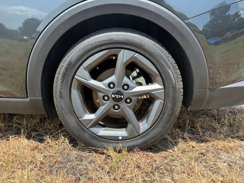 Used 2025 Kia K4 FWD image 28
