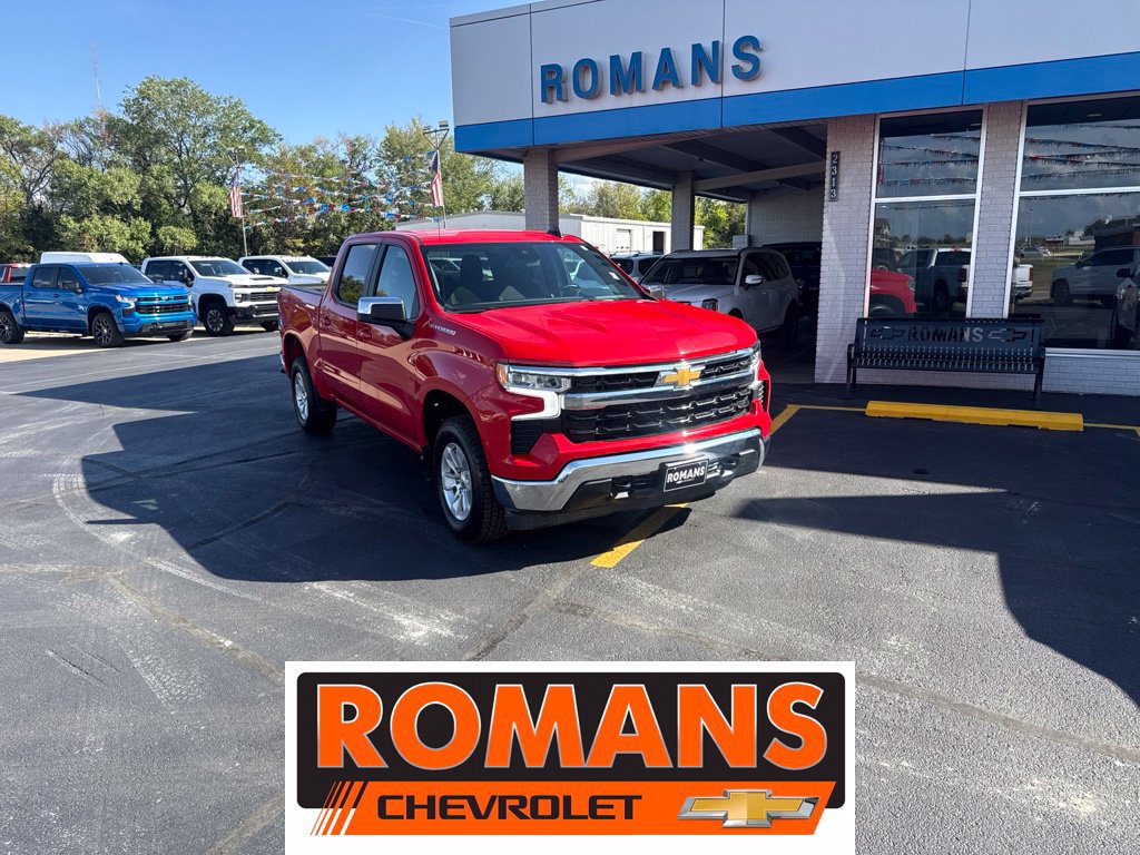 Used 2025 Chevrolet Silverado 1500 LT AWD/4WD image 1