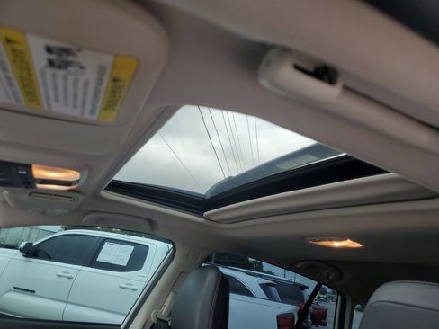 Used 2019 Subaru Crosstrek 2.0i Limited w/ Moonroof Package AWD/4WD image 18