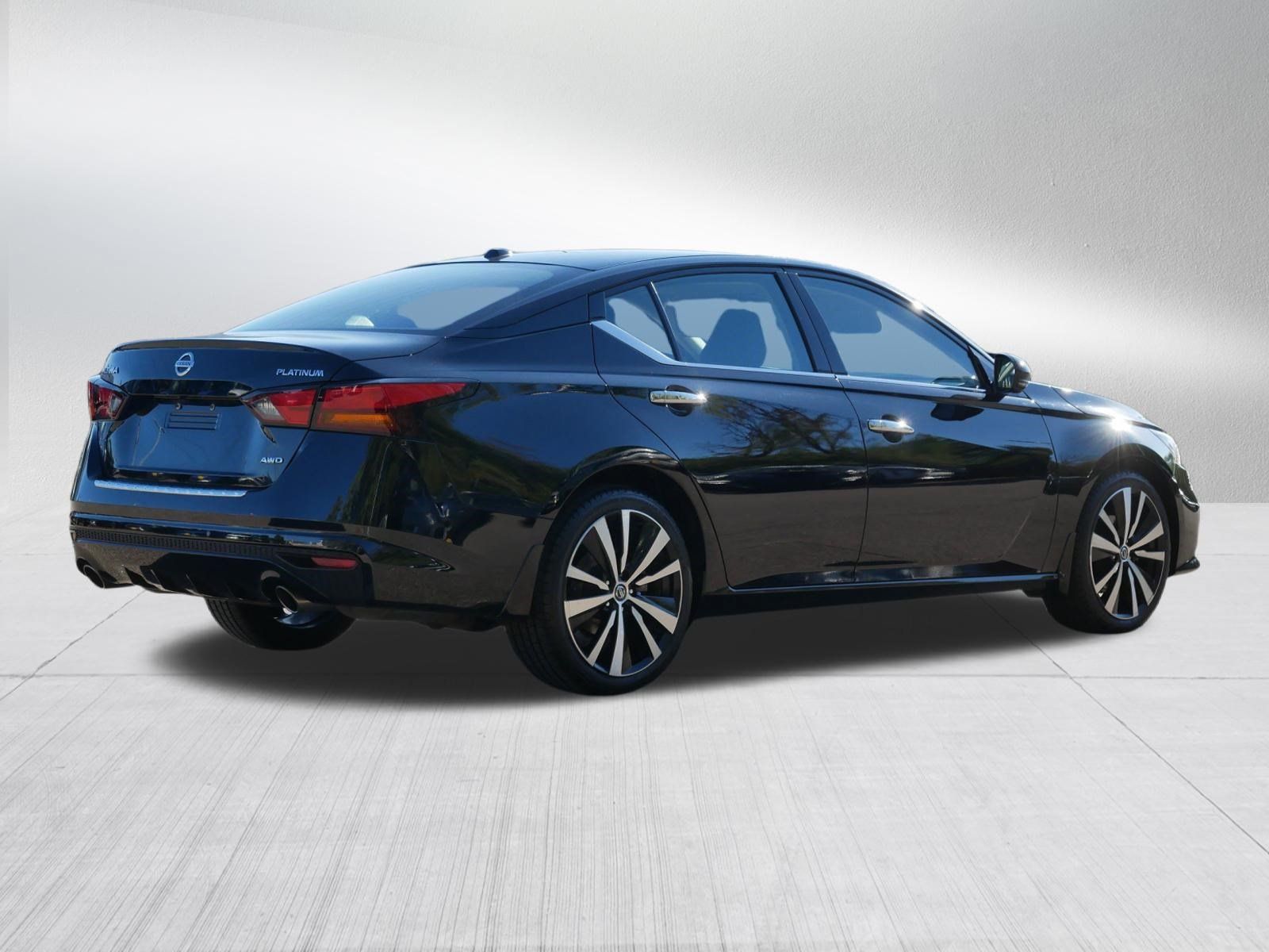 Used 2021 Nissan Altima 2.5 Platinum AWD/4WD image 7