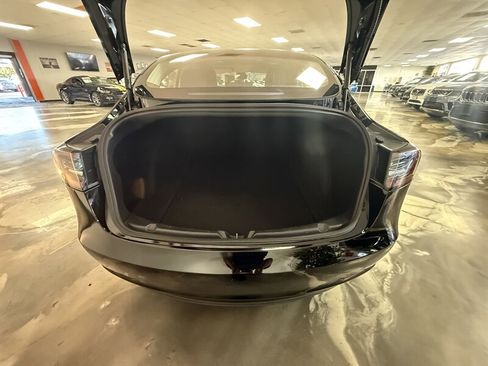 Used 2018 Tesla Model 3 Long Range image 5