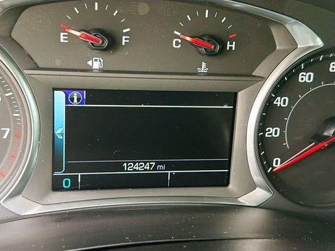 Used 2019 Chevrolet Traverse LT w/ LPO, Cargo Package FWD image 13