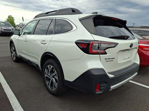 Certified 2021 Subaru Outback Limited AWD/4WD image 4