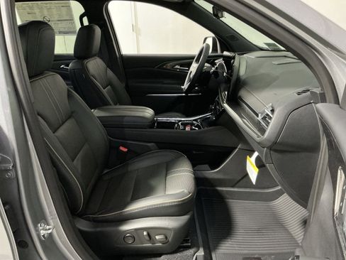 New 2026 Chevrolet Traverse High Country w/ LPO, Floor Liner Package image 34