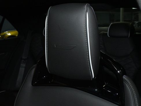 Used 2022 Cadillac CT4 V Blackwing w/ Driver Assist Package RWD image 9