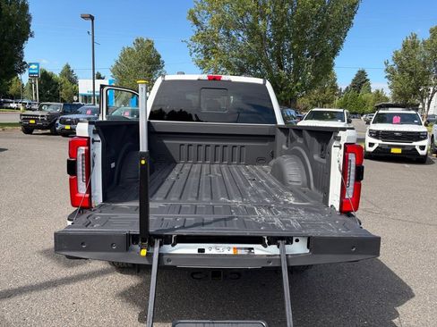 Used 2023 Ford F350 Limited AWD/4WD image 23