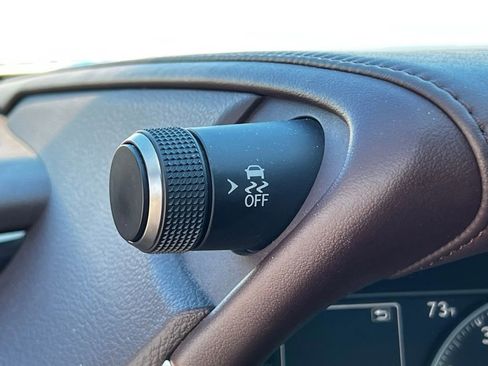 Used 2021 Lexus ES 350 w/ Premium Package image 16