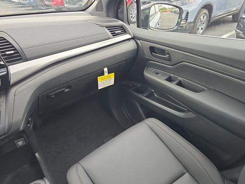 New 2026 Honda Odyssey Sport-L image 13