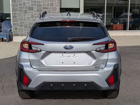 Used 2025 Subaru Crosstrek 2.5i Limited AWD/4WD image 4