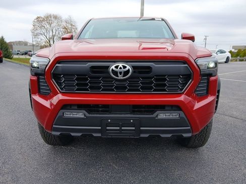 New 2025 Toyota Tacoma TRD Off-Road image 14