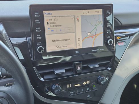 Used 2024 Toyota Camry XSE w/ Navigation Package image 20