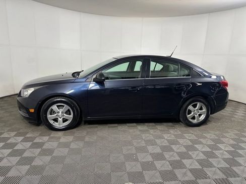 Used 2014 Chevrolet Cruze LT image 6