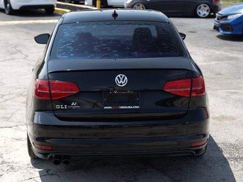 Used 2017 Volkswagen Jetta GLI FWD image 12