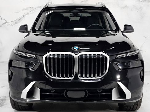 Used 2024 BMW X7 xDrive40i image 14