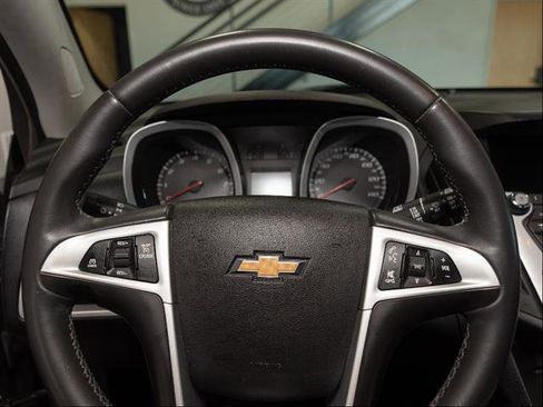 Used 2012 Chevrolet Equinox LT w/ Driver Convenience Package image 9