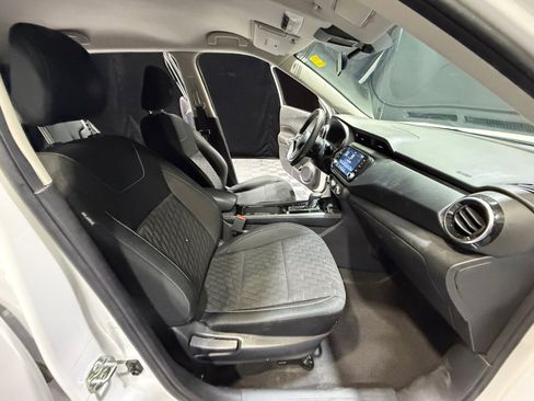 Certified 2023 Nissan Kicks SV FWD image 19