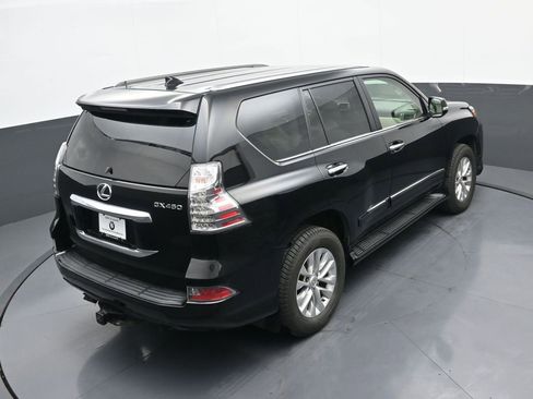 Used 2019 Lexus GX 460 Premium w/ Premium Package image 35